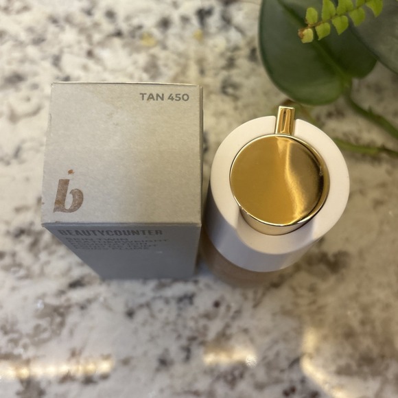 NEW BeautyCounter Beauty Counter Skin Twin Featherweight Foundation TAN 450 - Picture 3 of 7